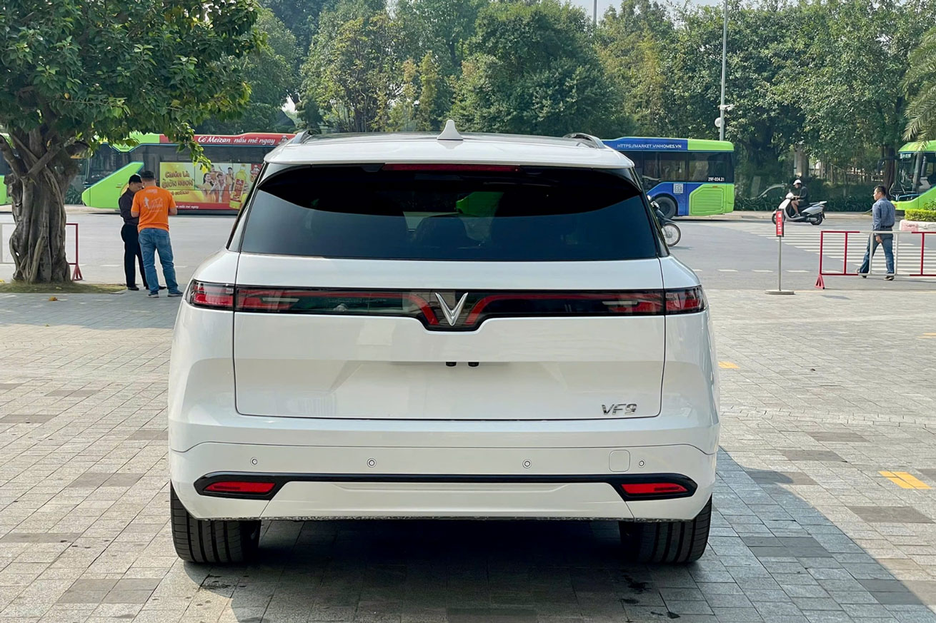 VinFast VF9 VinFast VF9