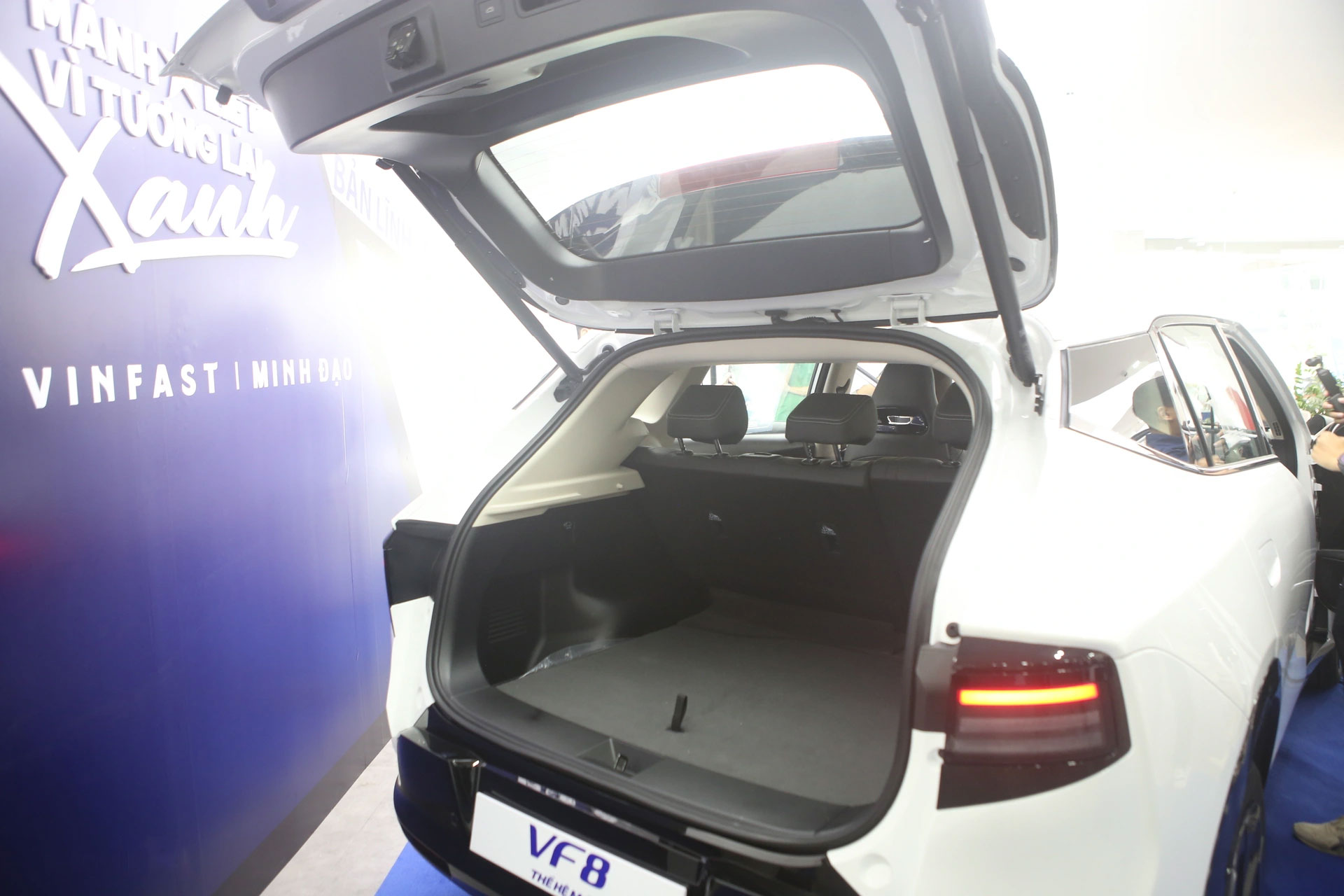 VinFast VF8 all new 2026