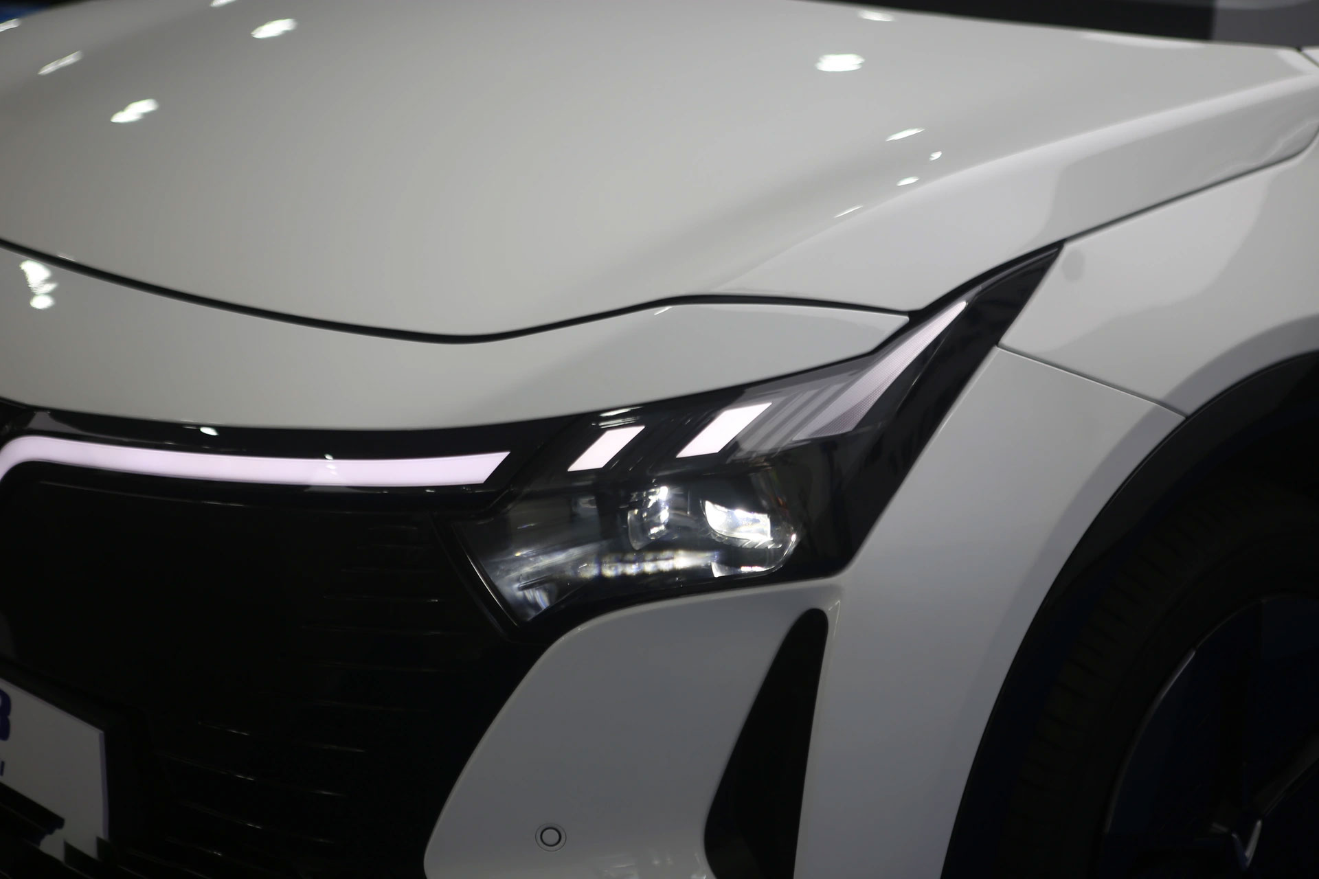 VinFast VF8 all new 2026